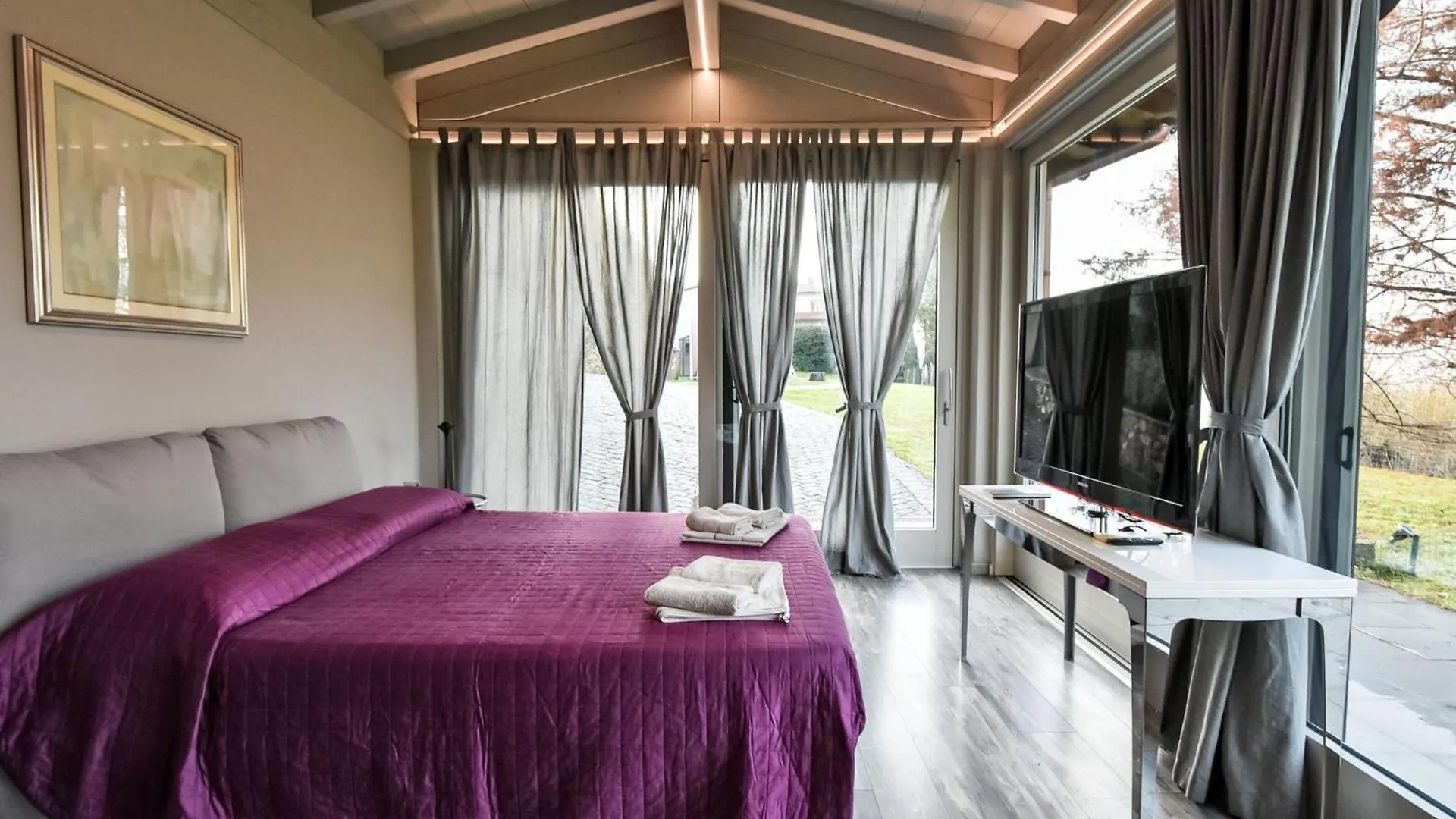 Villa La Casetta Sul Lago By Interhome Clusane