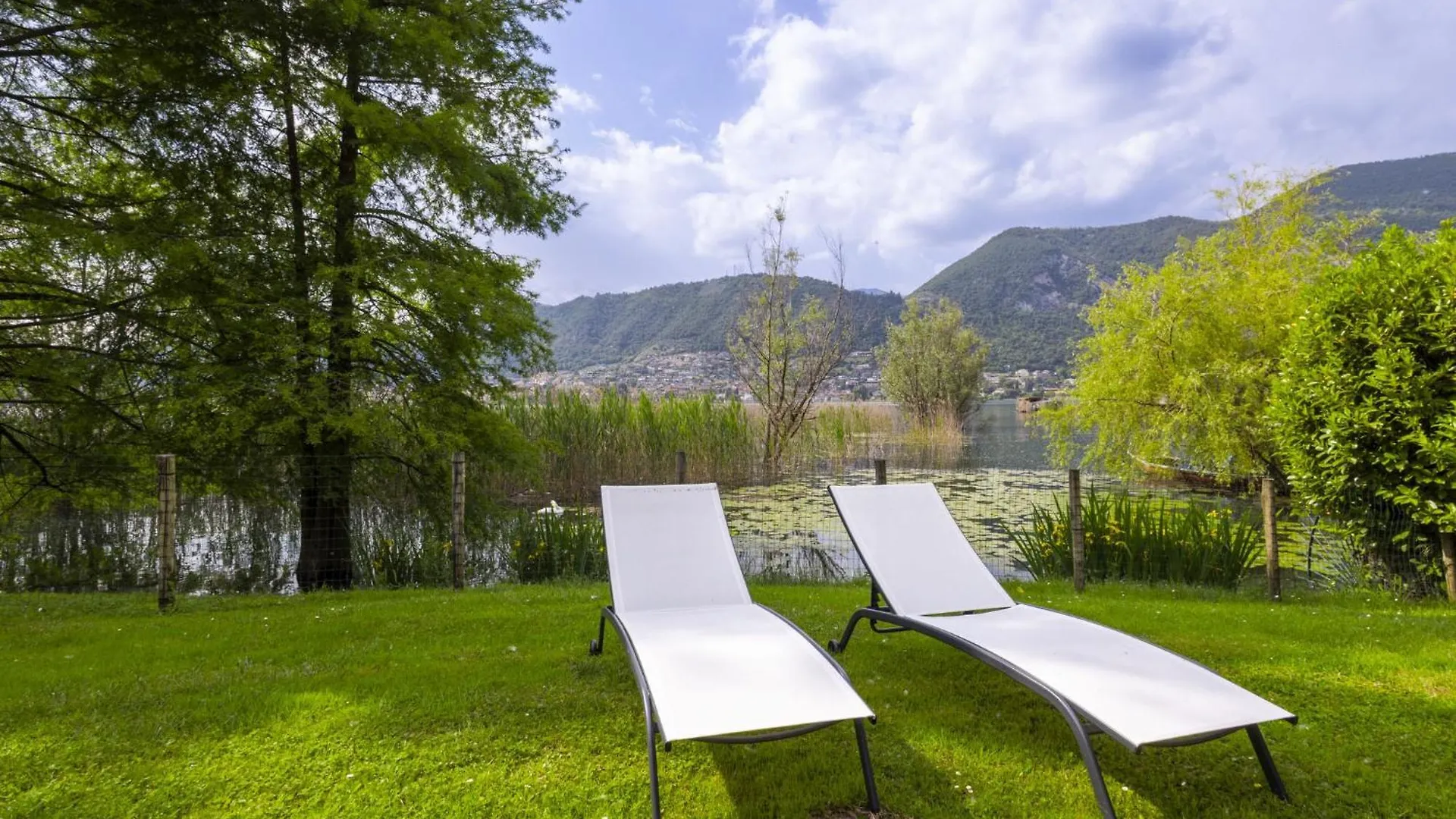 Villa La Casetta Sul Lago By Interhome Clusane 0*,